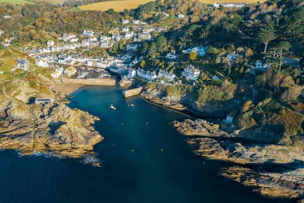 Bijou Coastal Apartment In Polperro With Onsite Parking Exterior foto